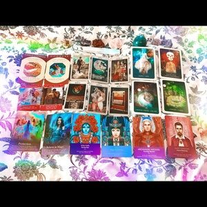 TAROT READING- in depth + fast reply🧚🏻‍♀️✨
